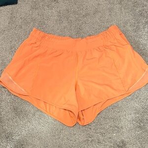 Lululemon Hotty Hot shorts Low rise 4 inch seam